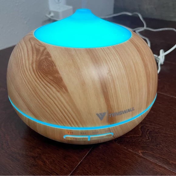 Tenswall Other - Tenswall Mini Mist Aroma Essential Oil Diffuser Colorful Light Wood Grain